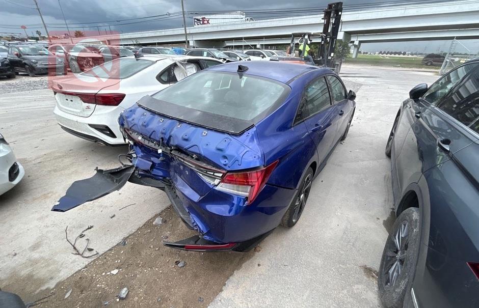 هيونداي النترا